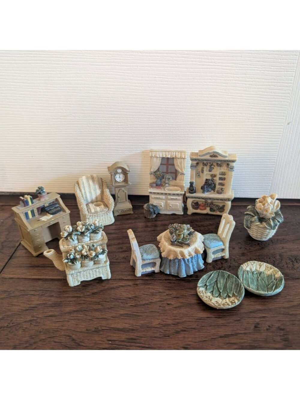 Vintage Avon Victorian Memories miniature Resin Figurines Kitchen Living room